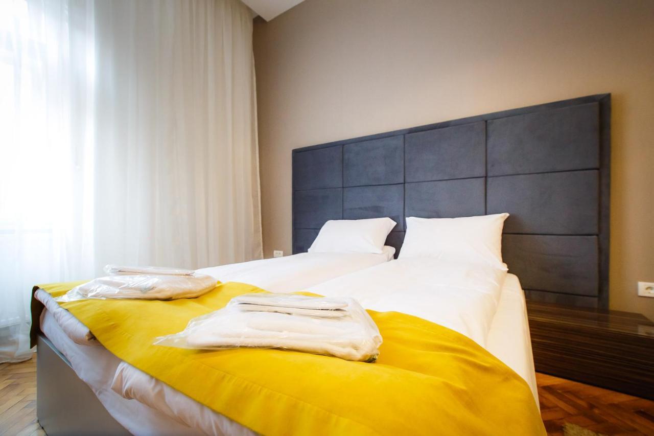 Eat It Cozy Downtown Apartments Oradea Eksteriør bilde