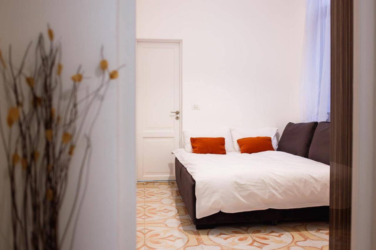 Eat It Cozy Downtown Apartments Oradea Eksteriør bilde