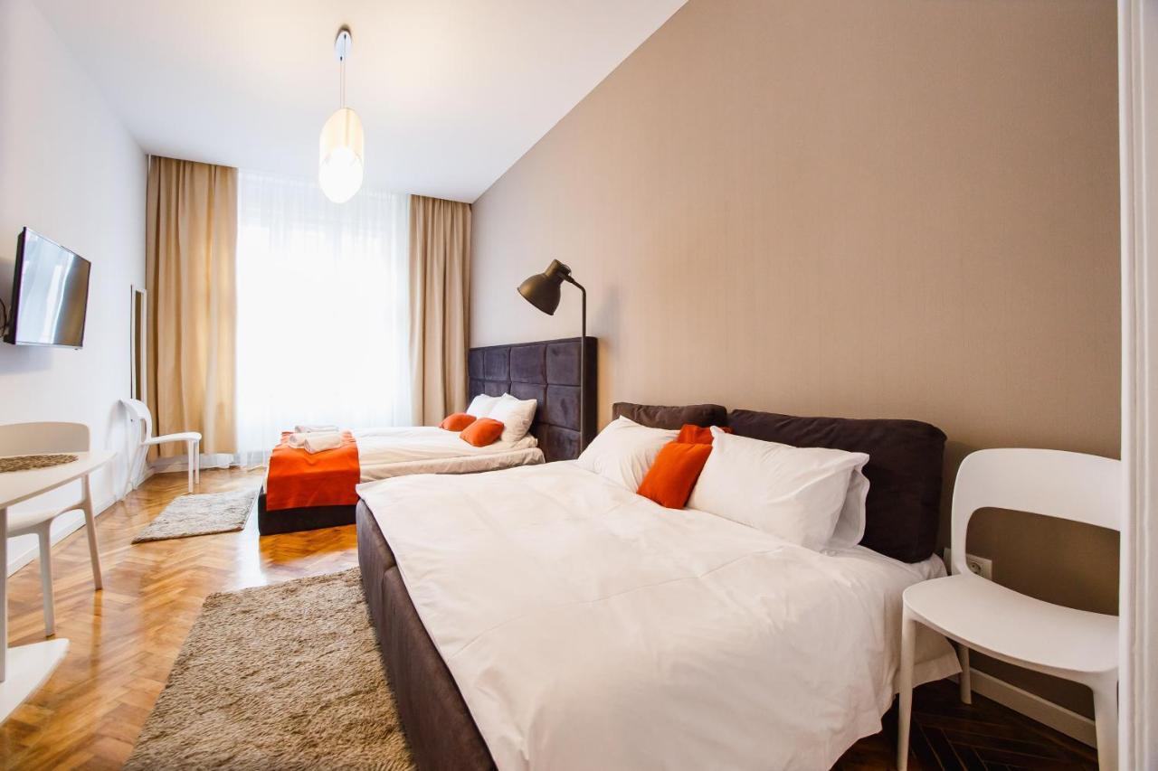 Eat It Cozy Downtown Apartments Oradea Eksteriør bilde