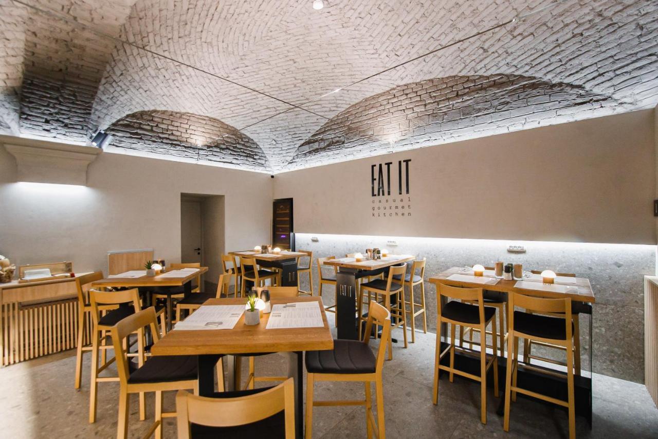 Eat It Cozy Downtown Apartments Oradea Eksteriør bilde